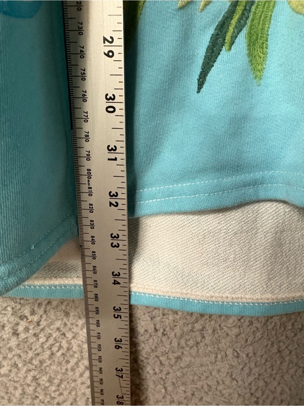 3675 Celandine Catching Waves Poncho XL - Picture 7 of 8